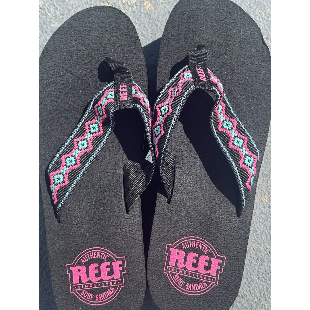 Reef Sandy HI Platform Flip Flops Sz 8 Black‎ Pink Embroidered Beach Sandals - Picture 2 of 5